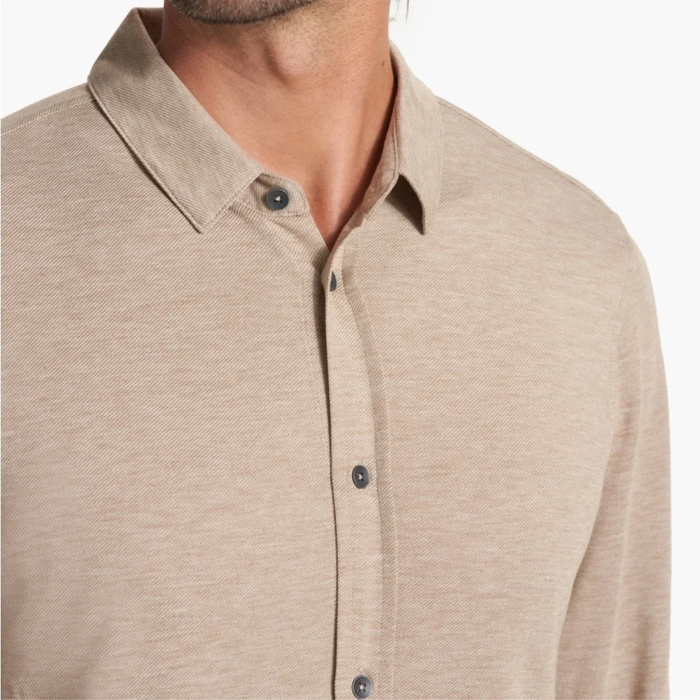 Vuori Men's Casual Button-Down Shirt in Light Beige Size L